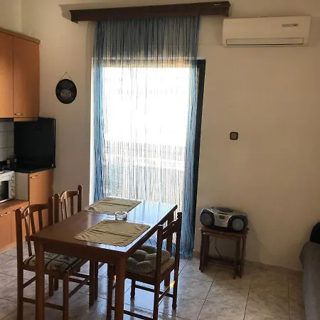 Apartament καινούριο δυάρι με όλες τις παροχές Larissa